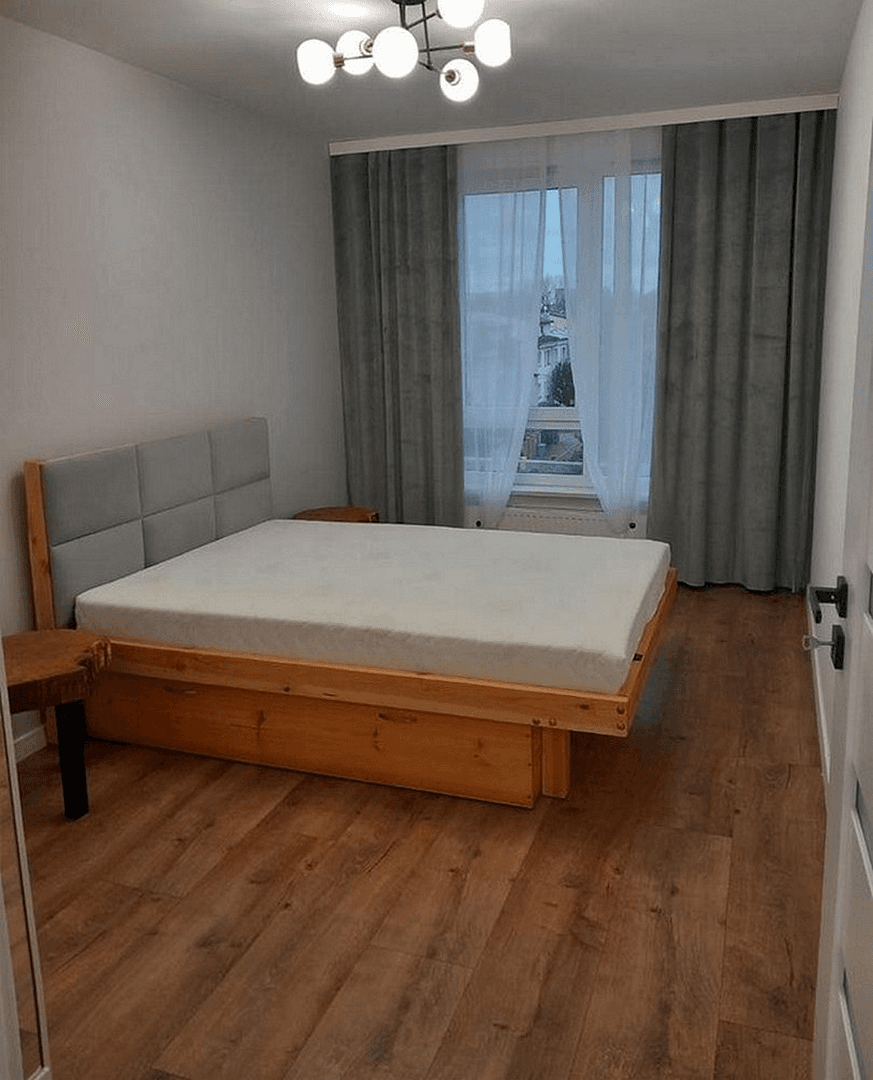 Pronájem bytu 2+1 48 m², Stuttgart, Bádensko-Württembersko Pronájem bytu 2+1 48 m², Stuttgart, Bádensko-Württembersko