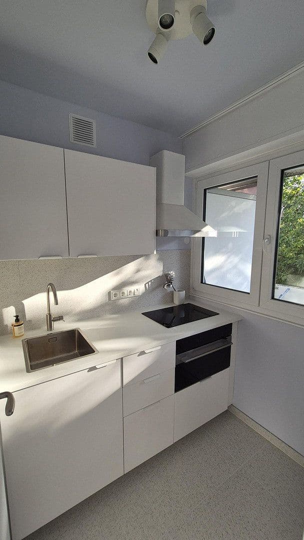 Pronájem bytu 1+kk 52 m², Augustastraße 9, Bonn, Severní Porýní-Vestfálsko Pronájem bytu 1+kk 52 m², Augustastraße 9, Bonn, Severní Porýní-Vestfálsko