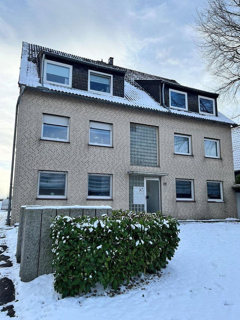 Pronájem bytu 1+1 25 m², Oberforstbacher Straße 337, Cáchy, Severní Porýní-Vestfálsko Pronájem bytu 1+1 25 m², Oberforstbacher Straße 337, Cáchy, Severní Porýní-Vestfálsko