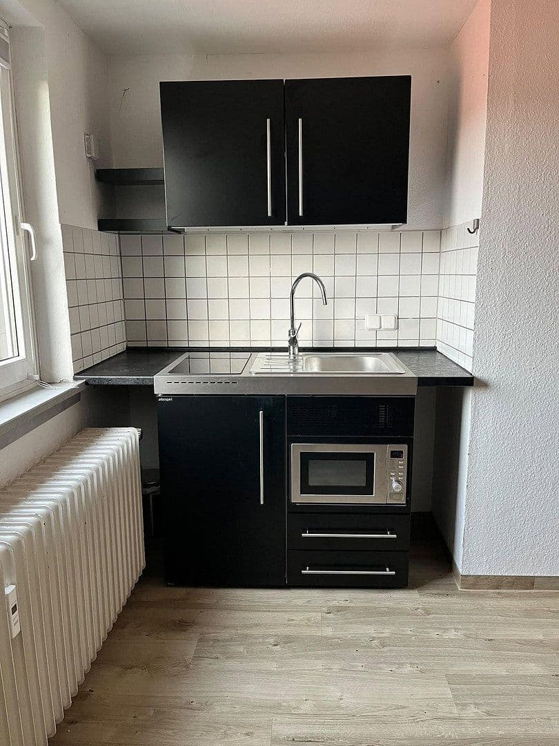 Pronájem bytu 1+1 25 m², Oberforstbacher Straße 337, Cáchy, Severní Porýní-Vestfálsko Pronájem bytu 1+1 25 m², Oberforstbacher Straße 337, Cáchy, Severní Porýní-Vestfálsko