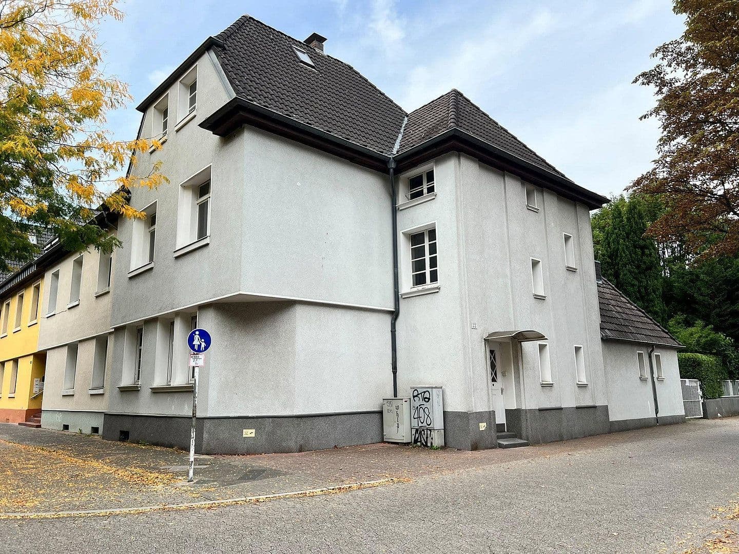 Prodej domu 172 m², pozemek 320 m², Volkardeyer Straße 22, Ratingen, Severní Porýní-Vestfálsko Prodej domu 172 m², pozemek 320 m², Volkardeyer Straße 22, Ratingen, Severní Porýní-Vestfálsko