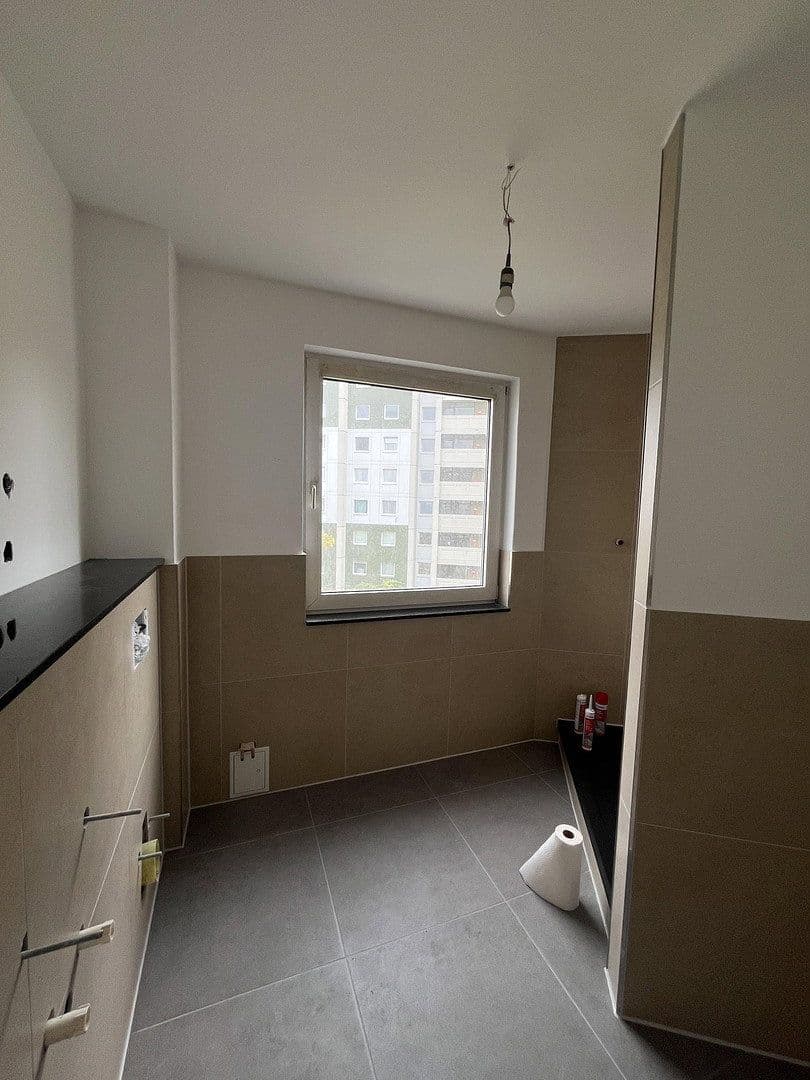 Pronájem bytu 3+1 79 m², Wuppertal, Severní Porýní-Vestfálsko Pronájem bytu 3+1 79 m², Wuppertal, Severní Porýní-Vestfálsko