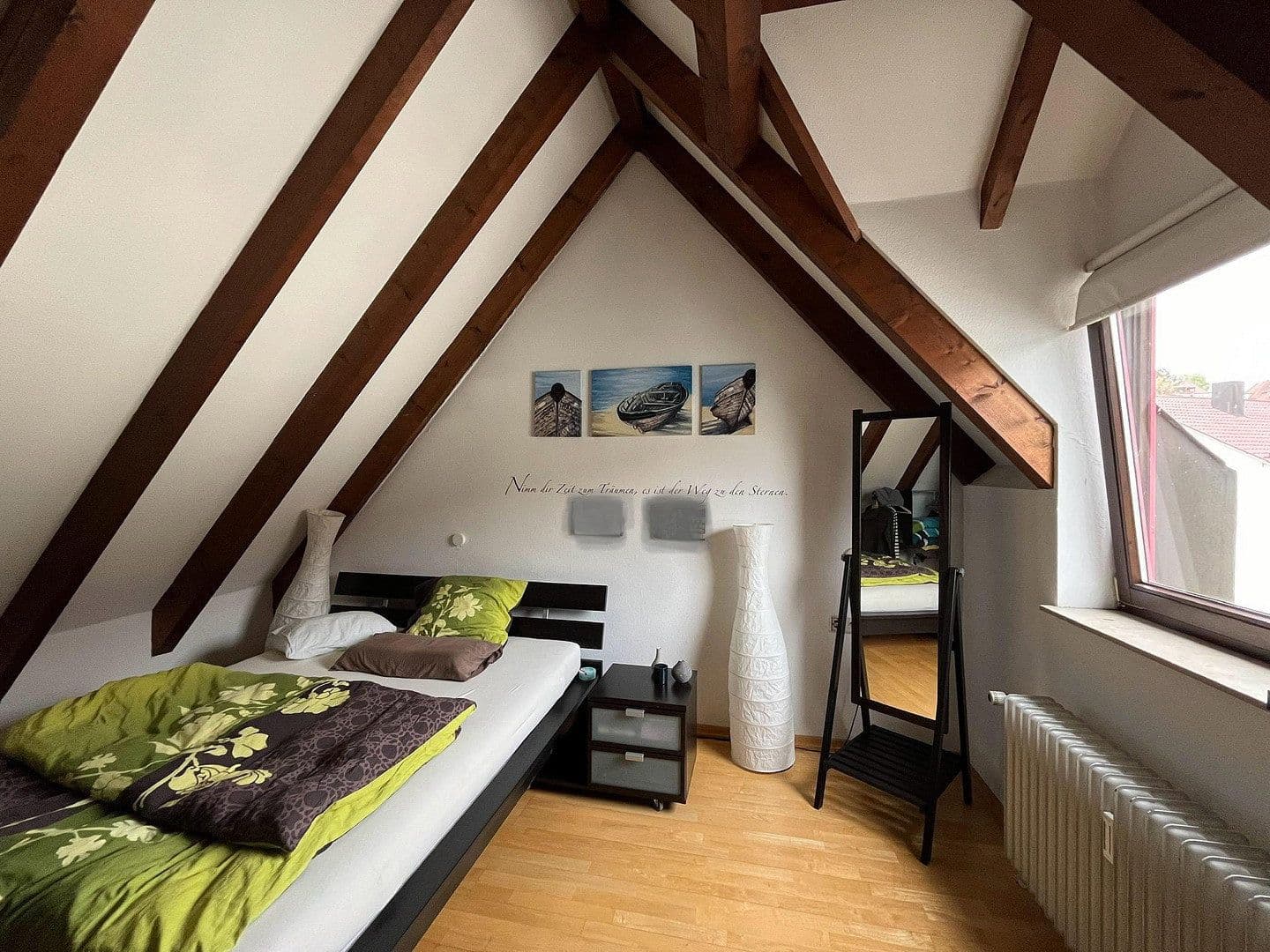 Pronájem bytu 2+1 69 m², Stuttgart, Bádensko-Württembersko Pronájem bytu 2+1 69 m², Stuttgart, Bádensko-Württembersko