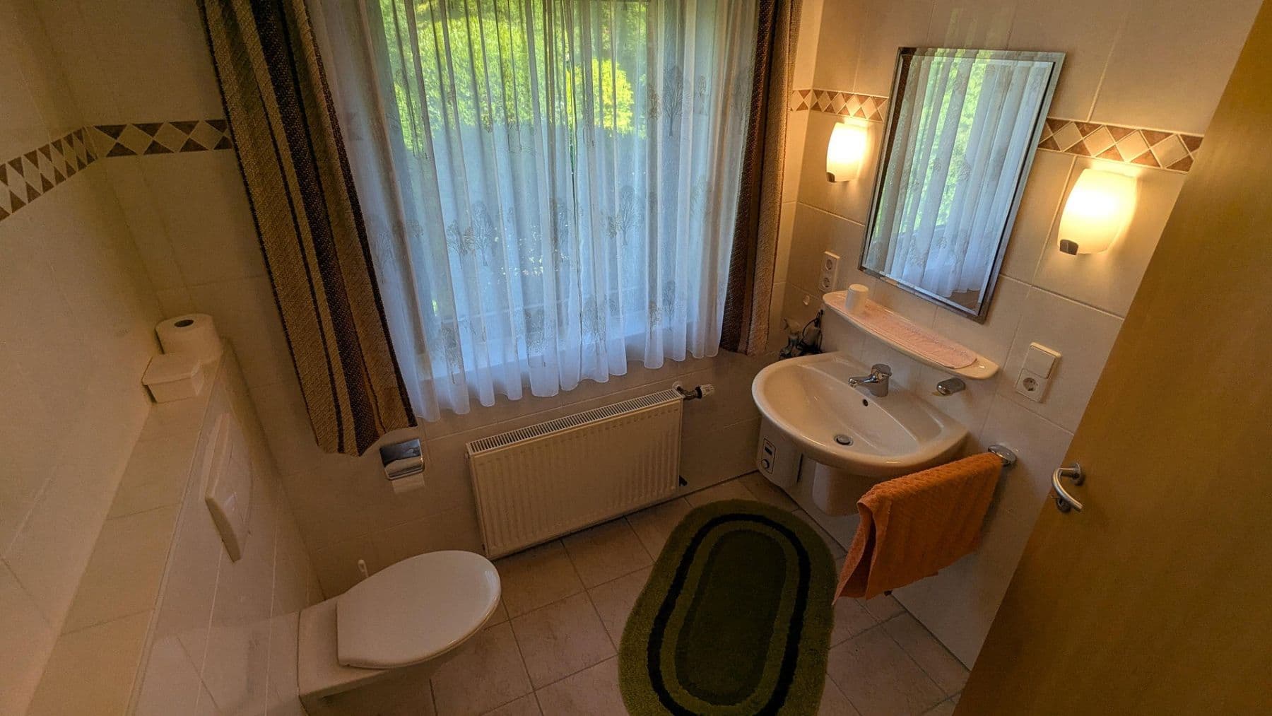 Prodej domu 216 m², pozemek 2.520 m², Melle, Dolní Sasko Prodej domu 216 m², pozemek 2.520 m², Melle, Dolní Sasko