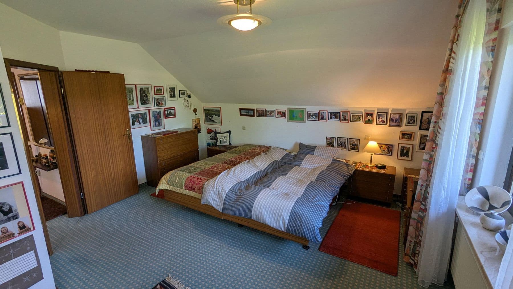 Prodej domu 216 m², pozemek 2.520 m², Melle, Dolní Sasko Prodej domu 216 m², pozemek 2.520 m², Melle, Dolní Sasko
