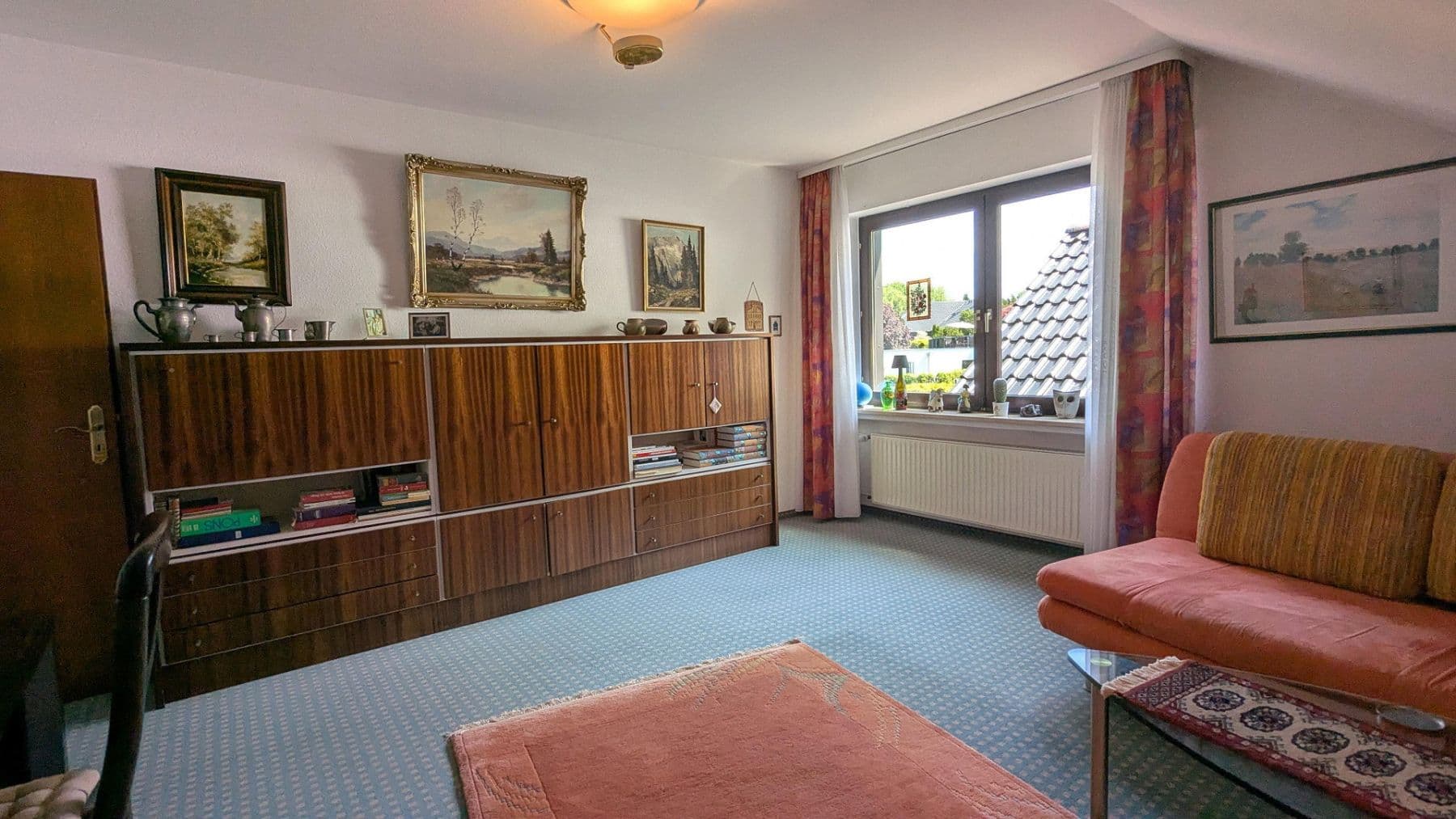 Prodej domu 216 m², pozemek 2.520 m², Melle, Dolní Sasko Prodej domu 216 m², pozemek 2.520 m², Melle, Dolní Sasko