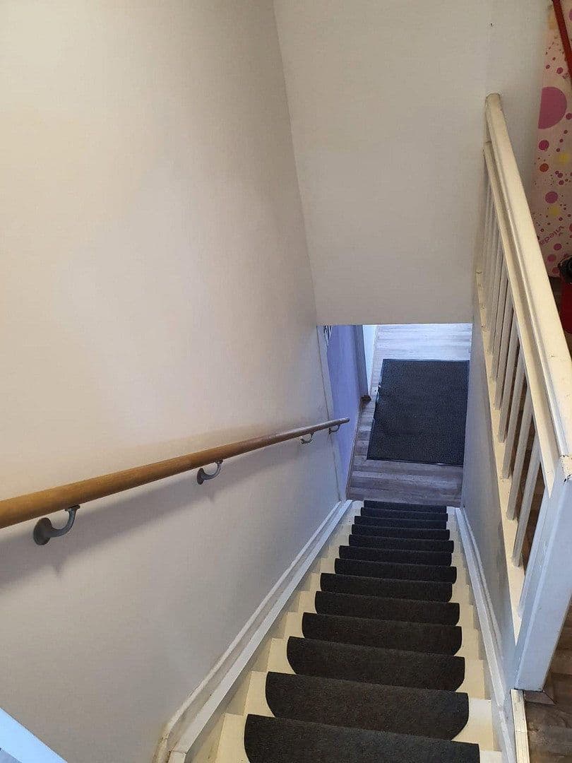 Prodej domu 190 m², pozemek 956 m², Stipshausen, Porýní-Falc Prodej domu 190 m², pozemek 956 m², Stipshausen, Porýní-Falc