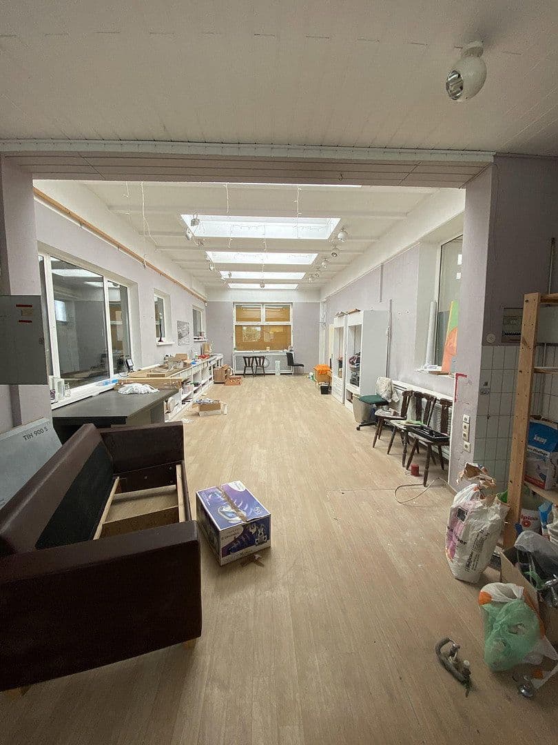 Prodej domu 190 m², pozemek 956 m², Stipshausen, Porýní-Falc Prodej domu 190 m², pozemek 956 m², Stipshausen, Porýní-Falc