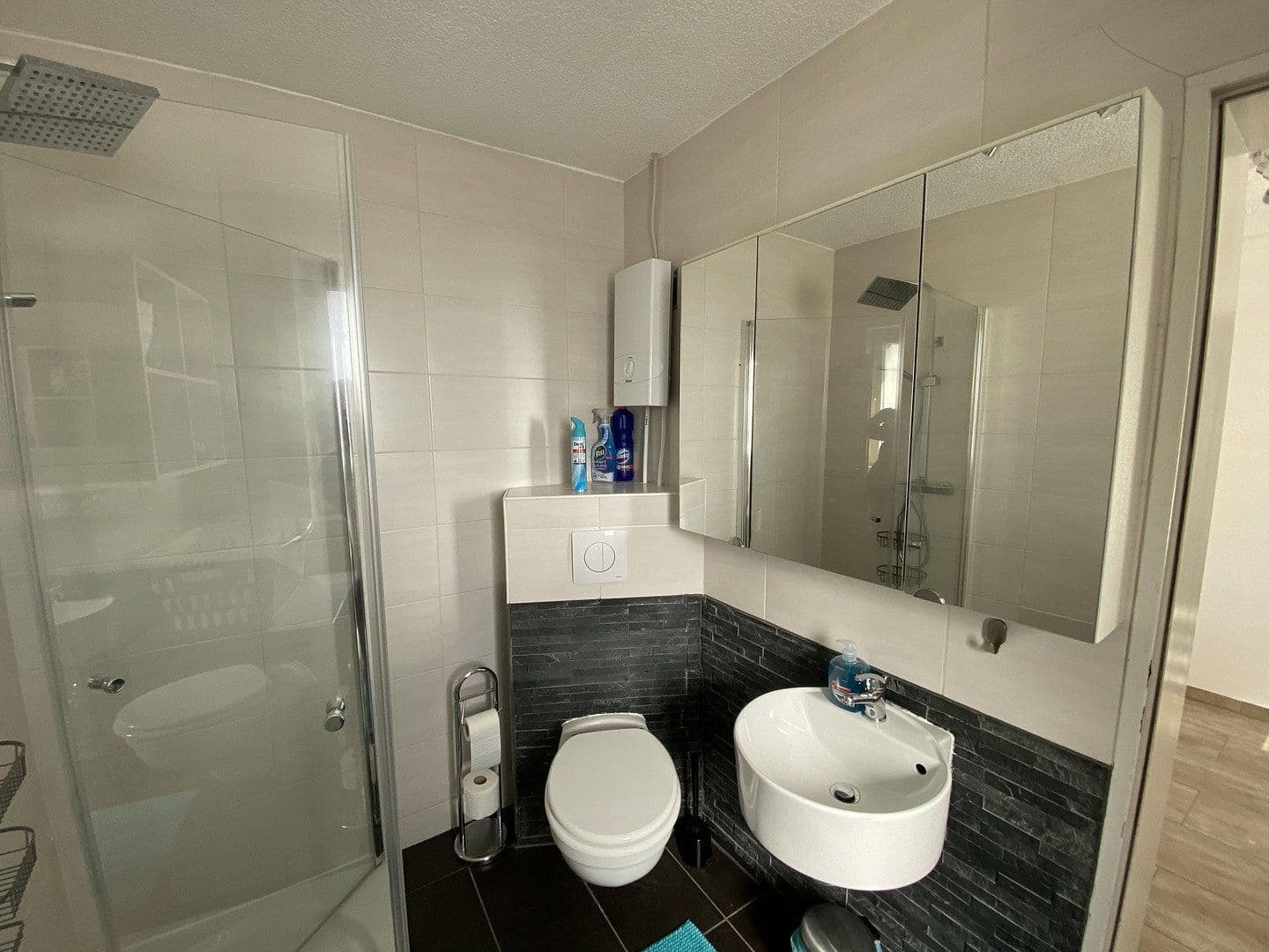 Prodej domu 190 m², pozemek 956 m², Stipshausen, Porýní-Falc Prodej domu 190 m², pozemek 956 m², Stipshausen, Porýní-Falc