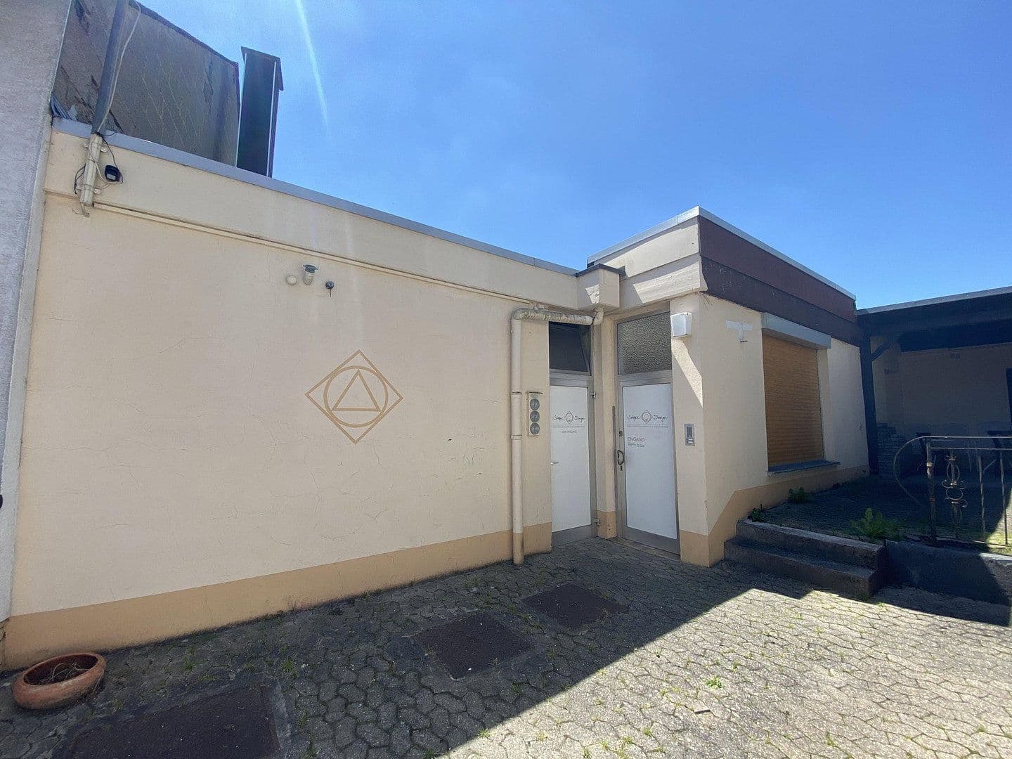 Prodej domu 190 m², pozemek 956 m², Stipshausen, Porýní-Falc Prodej domu 190 m², pozemek 956 m², Stipshausen, Porýní-Falc