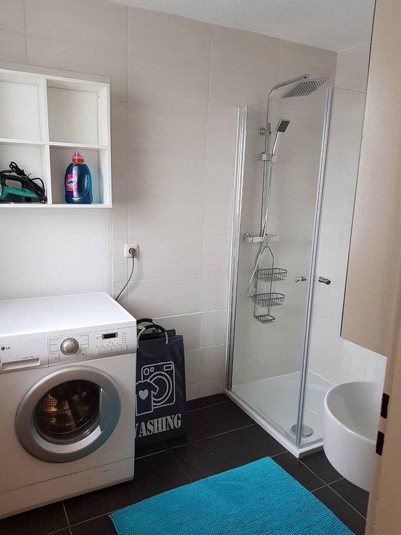 Prodej domu 190 m², pozemek 956 m², Stipshausen, Porýní-Falc Prodej domu 190 m², pozemek 956 m², Stipshausen, Porýní-Falc