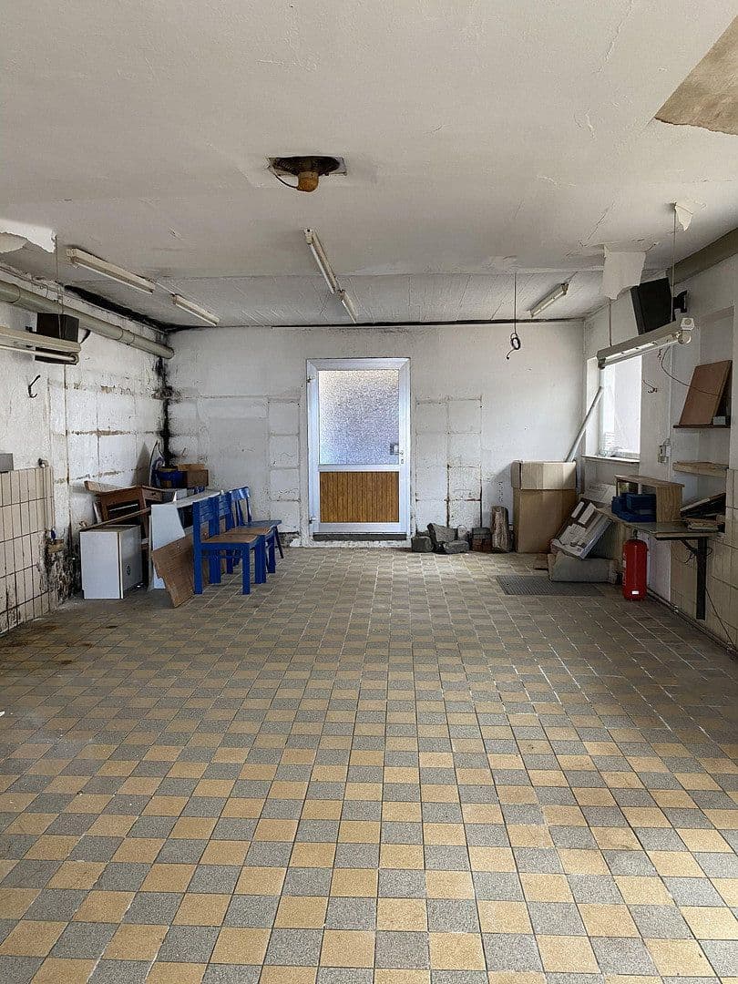 Prodej domu 190 m², pozemek 956 m², Stipshausen, Porýní-Falc Prodej domu 190 m², pozemek 956 m², Stipshausen, Porýní-Falc
