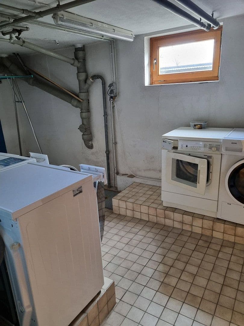Prodej domu 245 m², pozemek 662 m², Oberringstrasse 29, Ingolstadt, Bavorsko Prodej domu 245 m², pozemek 662 m², Oberringstrasse 29, Ingolstadt, Bavorsko