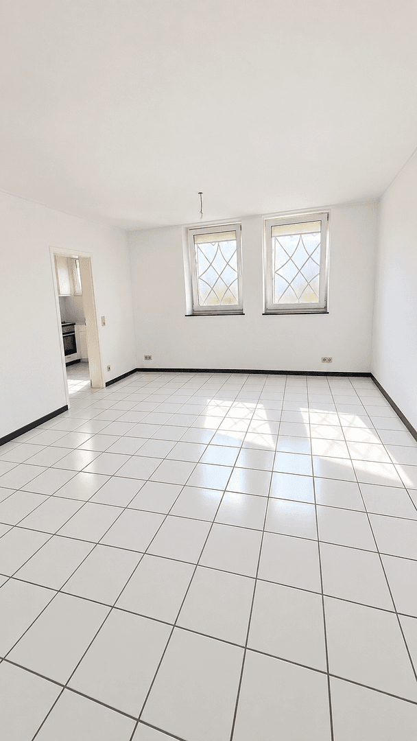 Pronájem bytu 2+1 50 m², Maria-Theresia-Allee 35, Cáchy, Severní Porýní-Vestfálsko Pronájem bytu 2+1 50 m², Maria-Theresia-Allee 35, Cáchy, Severní Porýní-Vestfálsko