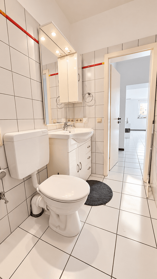 Pronájem bytu 2+1 50 m², Maria-Theresia-Allee 35, Cáchy, Severní Porýní-Vestfálsko Pronájem bytu 2+1 50 m², Maria-Theresia-Allee 35, Cáchy, Severní Porýní-Vestfálsko
