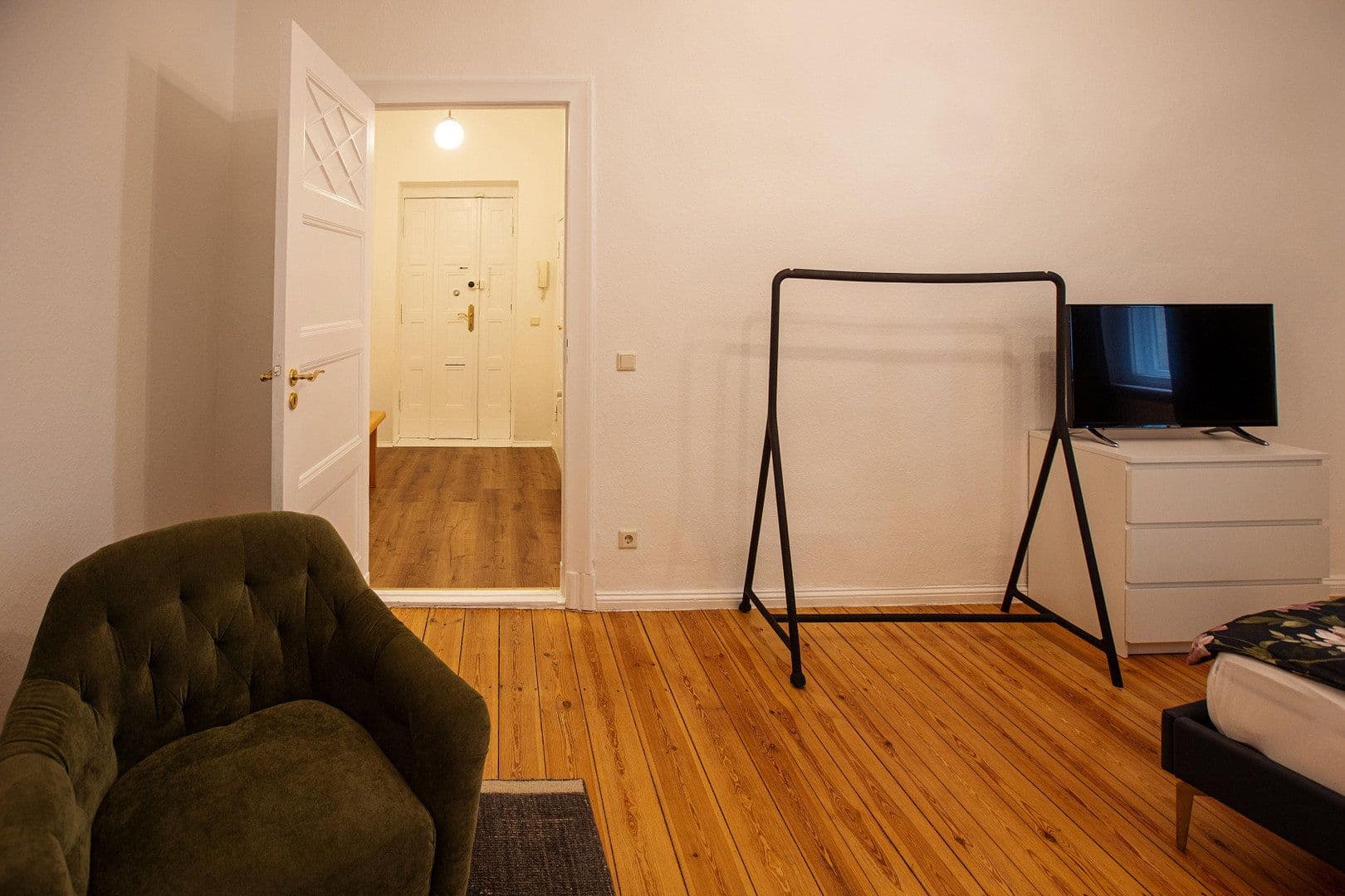 Pronájem bytu 1+1 44 m², Stahlheimer Straße 24, Berlin, Berlín Pronájem bytu 1+1 44 m², Stahlheimer Straße 24, Berlin, Berlín