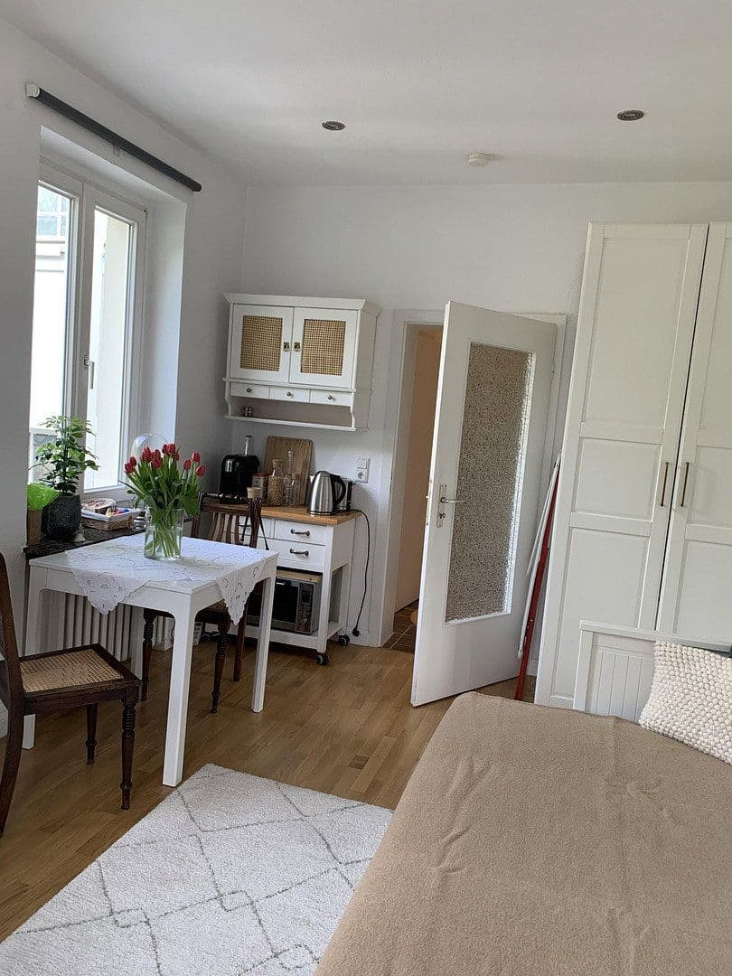 Pronájem bytu 1+1 30 m², Riesstraße 26, Bonn, Severní Porýní-Vestfálsko Pronájem bytu 1+1 30 m², Riesstraße 26, Bonn, Severní Porýní-Vestfálsko