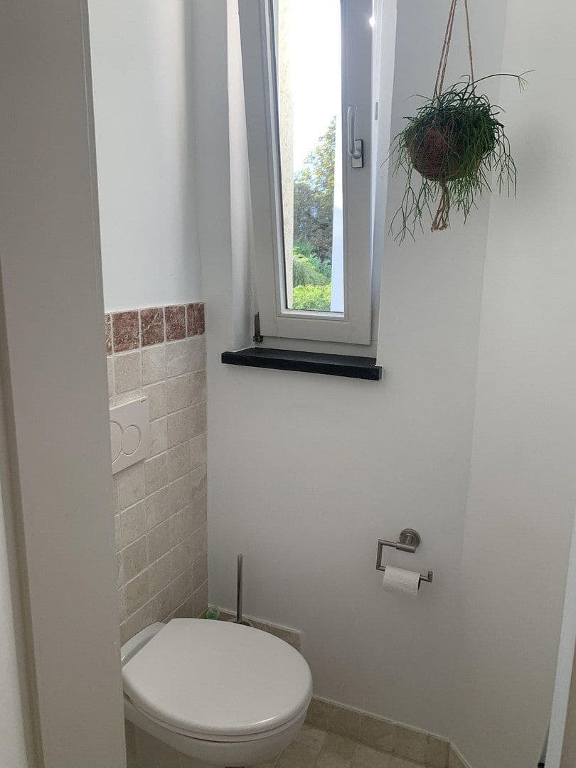 Pronájem bytu 1+1 30 m², Riesstraße 26, Bonn, Severní Porýní-Vestfálsko Pronájem bytu 1+1 30 m², Riesstraße 26, Bonn, Severní Porýní-Vestfálsko