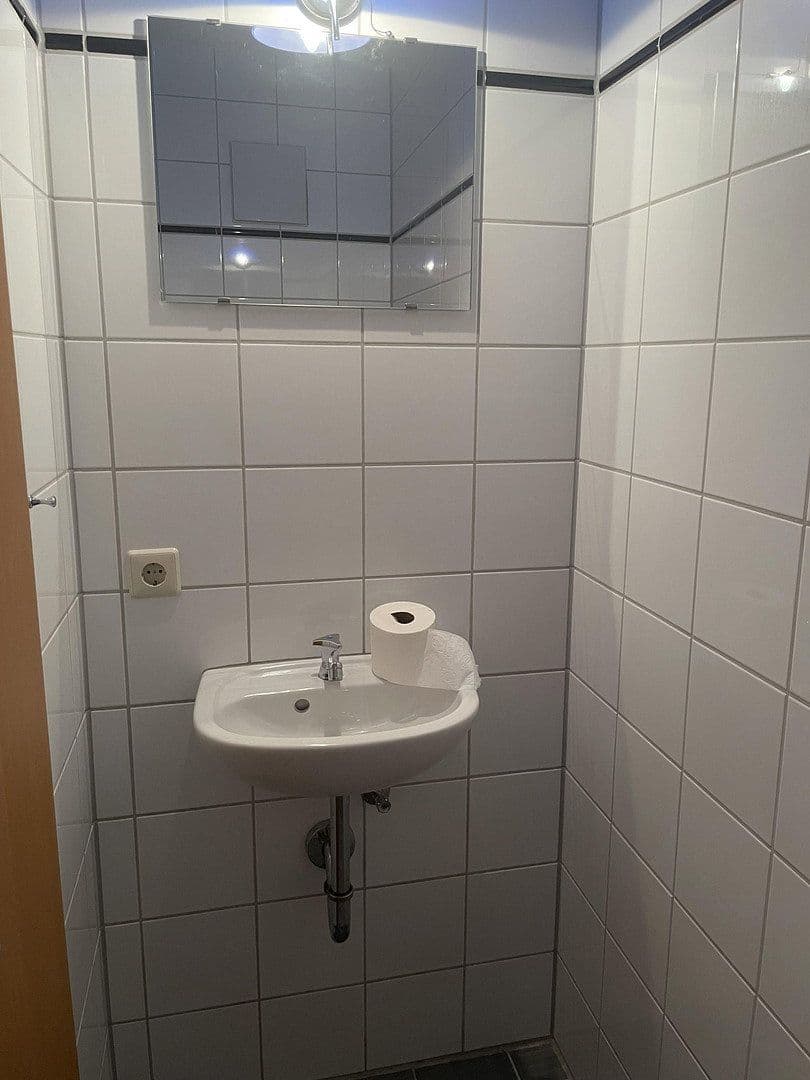 Pronájem bytu 4+1 84 m², Böblingen, Bádensko-Württembersko Pronájem bytu 4+1 84 m², Böblingen, Bádensko-Württembersko