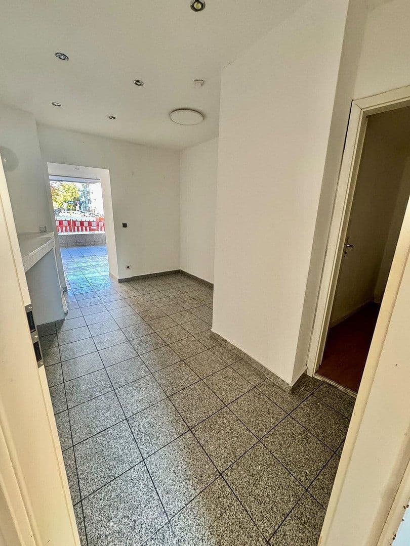 Pronájem nebytového prostoru 70 m², Allersberger Str. 111, Nürnberg, Bavorsko Pronájem nebytového prostoru 70 m², Allersberger Str. 111, Nürnberg, Bavorsko