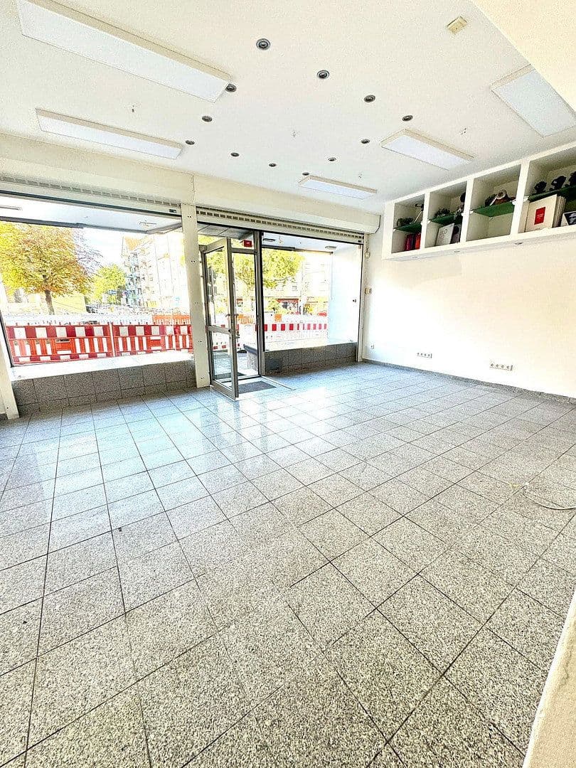 Pronájem nebytového prostoru 70 m², Allersberger Str. 111, Nürnberg, Bavorsko Pronájem nebytového prostoru 70 m², Allersberger Str. 111, Nürnberg, Bavorsko