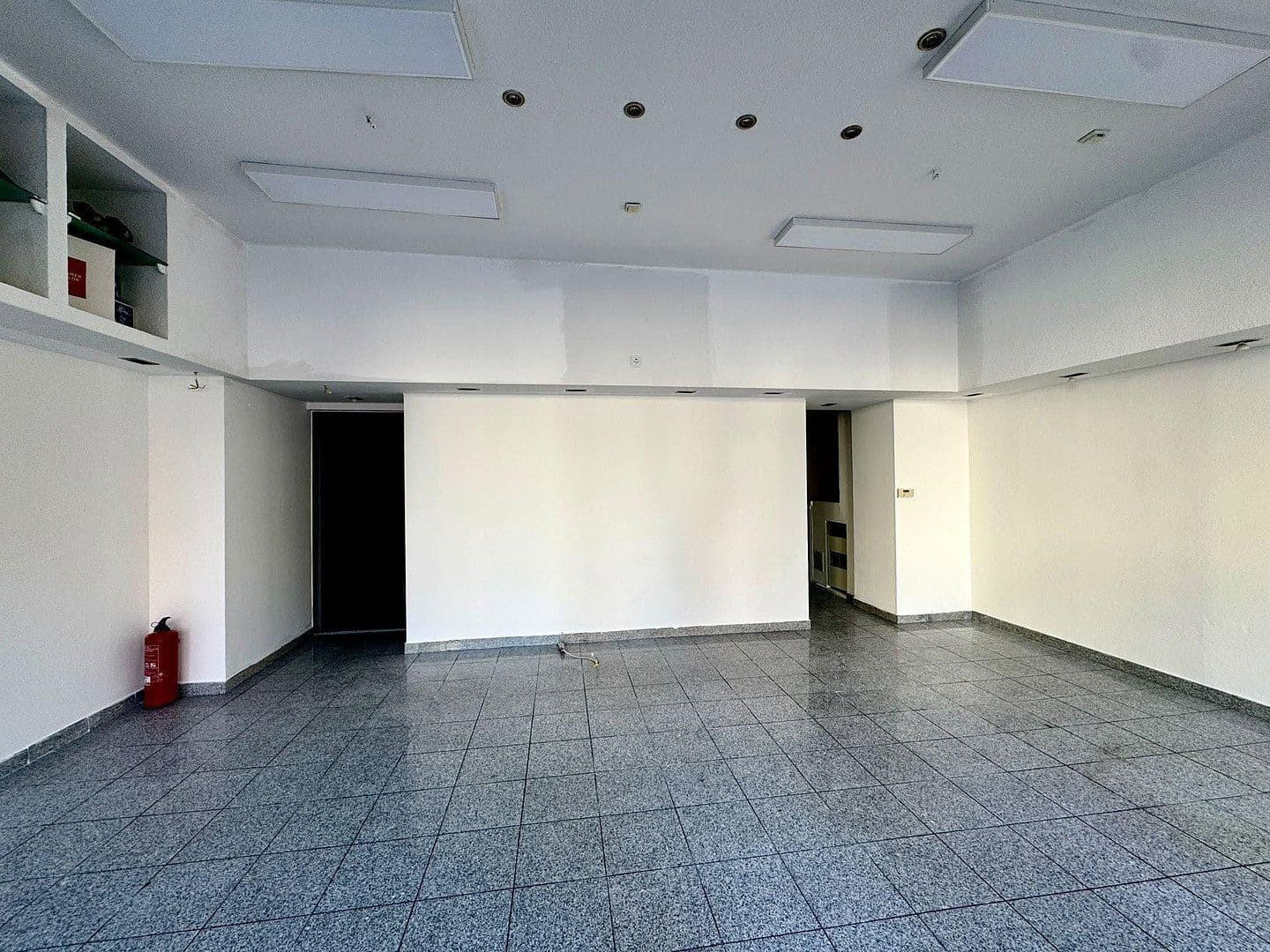 Pronájem nebytového prostoru 70 m², Allersberger Str. 111, Nürnberg, Bavorsko Pronájem nebytového prostoru 70 m², Allersberger Str. 111, Nürnberg, Bavorsko