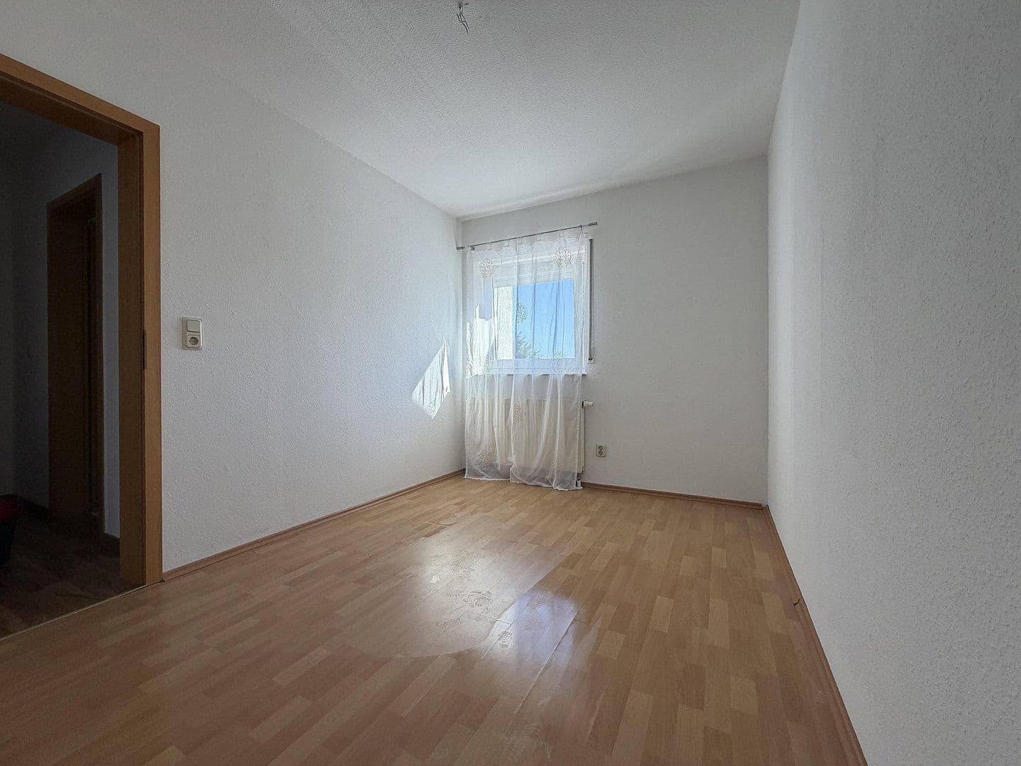 Pronájem bytu 3+1 77 m², Feldstr. 1b, Gerstungen, Durynsko Pronájem bytu 3+1 77 m², Feldstr. 1b, Gerstungen, Durynsko