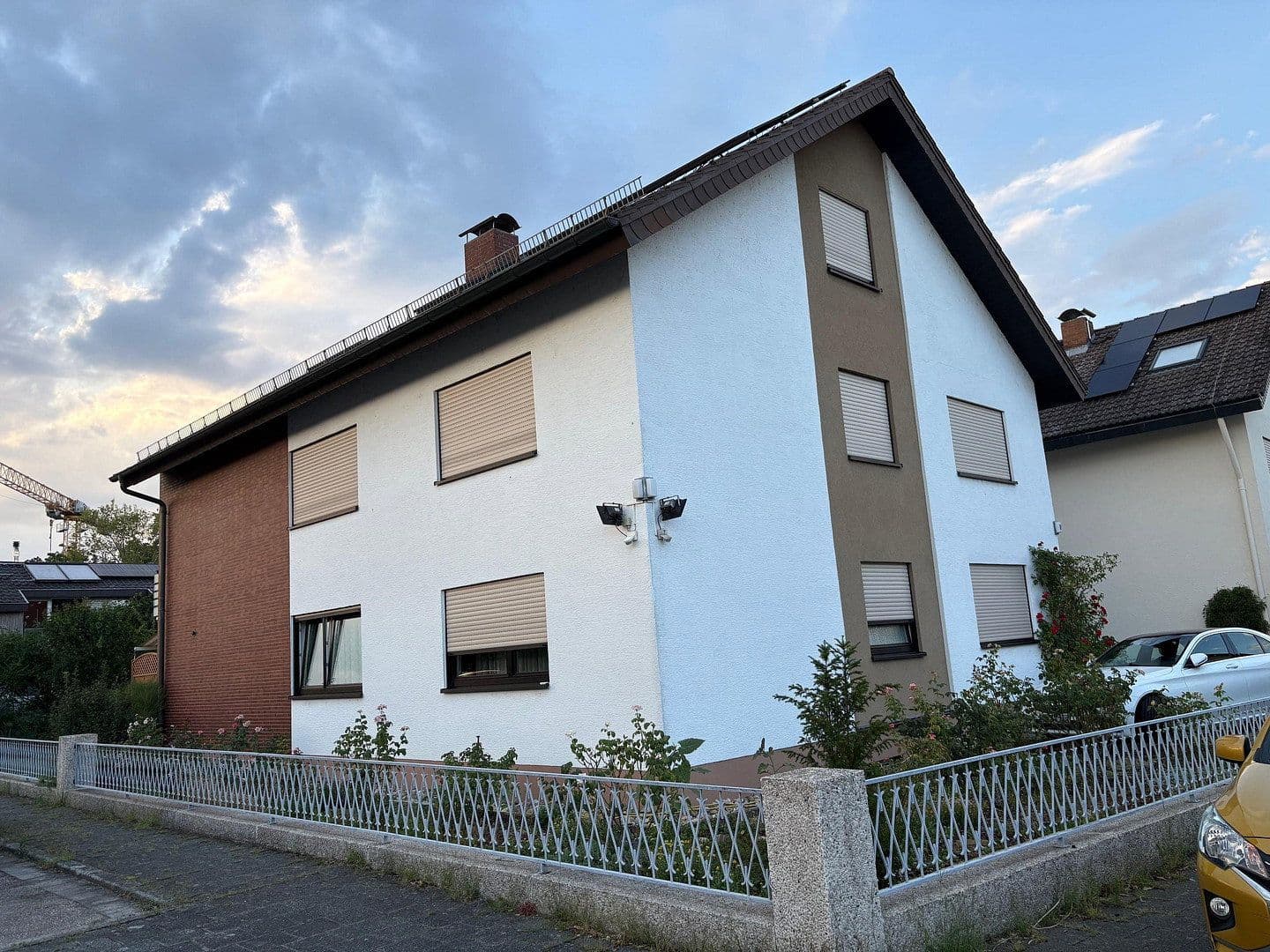 Pronájem bytu 4+1 100 m², Edingen-Neckarhausen, Bádensko-Württembersko Pronájem bytu 4+1 100 m², Edingen-Neckarhausen, Bádensko-Württembersko