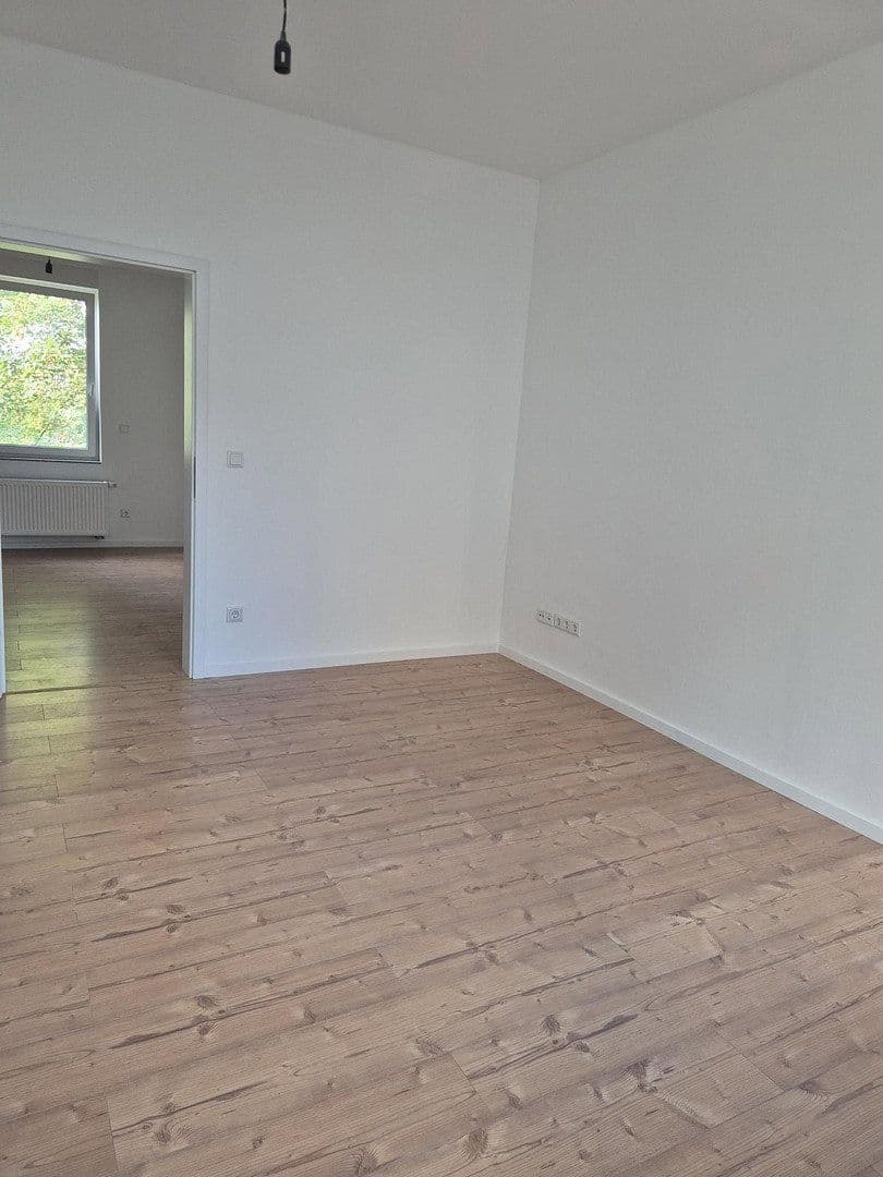 Pronájem bytu 3+1 100 m², Loher Str. 35, Lüdenscheid, Severní Porýní-Vestfálsko Pronájem bytu 3+1 100 m², Loher Str. 35, Lüdenscheid, Severní Porýní-Vestfálsko