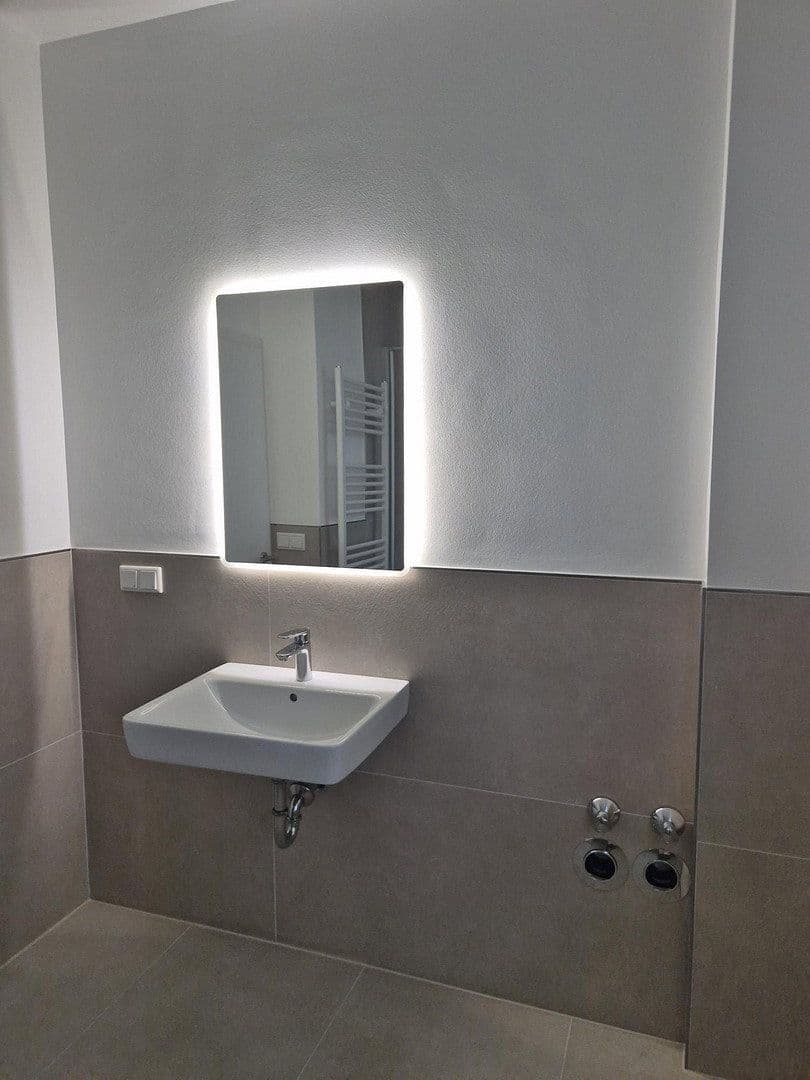 Pronájem bytu 3+1 100 m², Loher Str. 35, Lüdenscheid, Severní Porýní-Vestfálsko Pronájem bytu 3+1 100 m², Loher Str. 35, Lüdenscheid, Severní Porýní-Vestfálsko