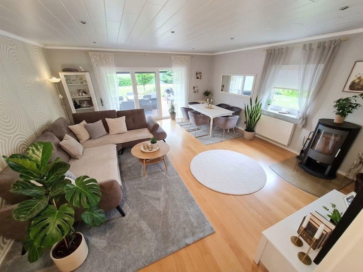 Prodej domu 126 m², pozemek 715 m², Jembke, Dolní Sasko Prodej domu 126 m², pozemek 715 m², Jembke, Dolní Sasko