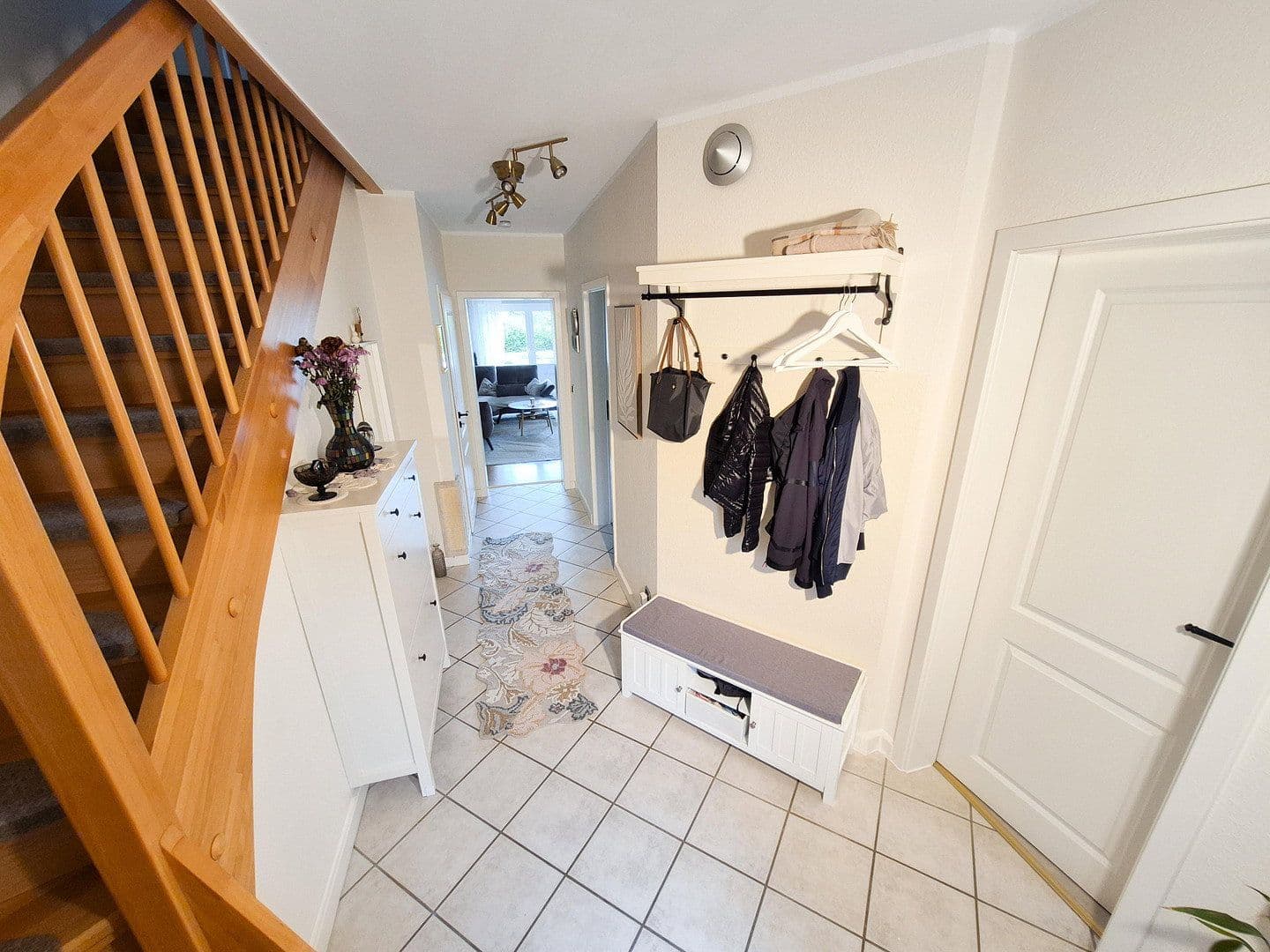Prodej domu 126 m², pozemek 715 m², Jembke, Dolní Sasko Prodej domu 126 m², pozemek 715 m², Jembke, Dolní Sasko