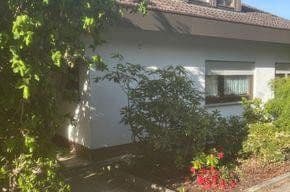 Prodej domu 230 m², pozemek 694 m², St. Georgen im Schwarzwald, Bádensko-Württembersko Prodej domu 230 m², pozemek 694 m², St. Georgen im Schwarzwald, Bádensko-Württembersko