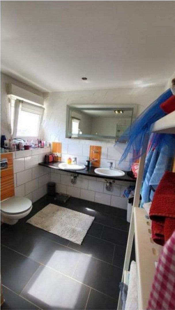 Prodej domu 215 m², pozemek 898 m², Linden, Porýní-Falc Prodej domu 215 m², pozemek 898 m², Linden, Porýní-Falc