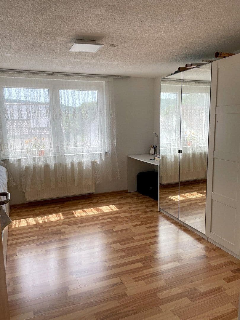 Pronájem bytu 3+1 69 m², Abstatter Straße 36, Untergruppenbach, Bádensko-Württembersko Pronájem bytu 3+1 69 m², Abstatter Straße 36, Untergruppenbach, Bádensko-Württembersko