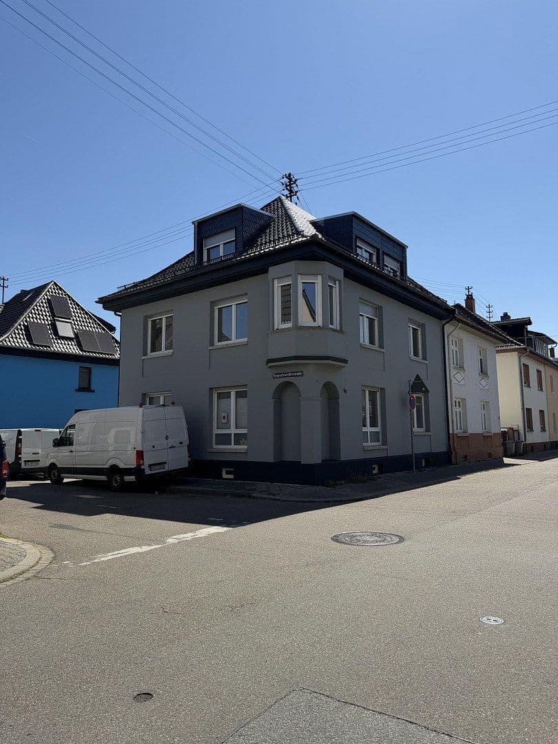 Pronájem bytu 1+1 54 m², Friedrichsfeld, Bádensko-Württembersko Pronájem bytu 1+1 54 m², Friedrichsfeld, Bádensko-Württembersko