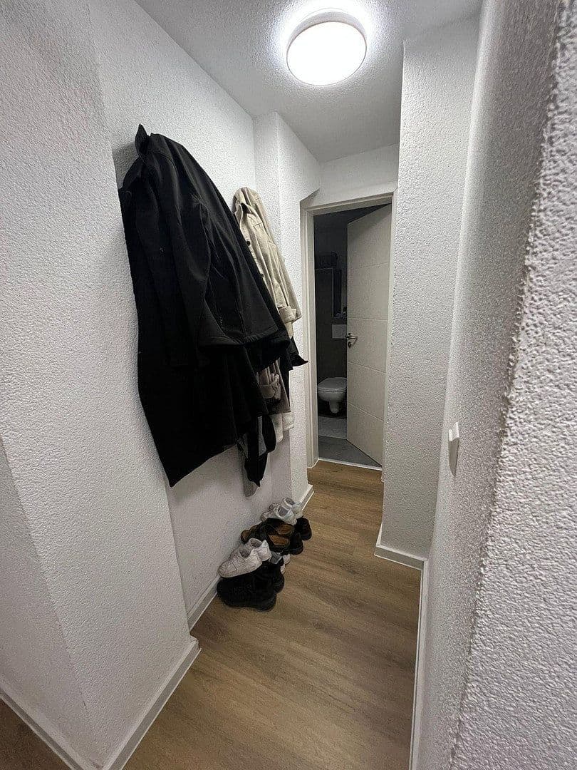 Pronájem bytu 2+1 75 m², Stuttgart-Wangen, Bádensko-Württembersko Pronájem bytu 2+1 75 m², Stuttgart-Wangen, Bádensko-Württembersko