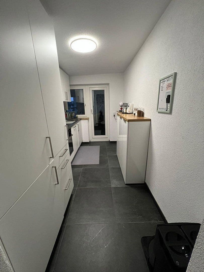 Pronájem bytu 2+1 75 m², Stuttgart-Wangen, Bádensko-Württembersko Pronájem bytu 2+1 75 m², Stuttgart-Wangen, Bádensko-Württembersko