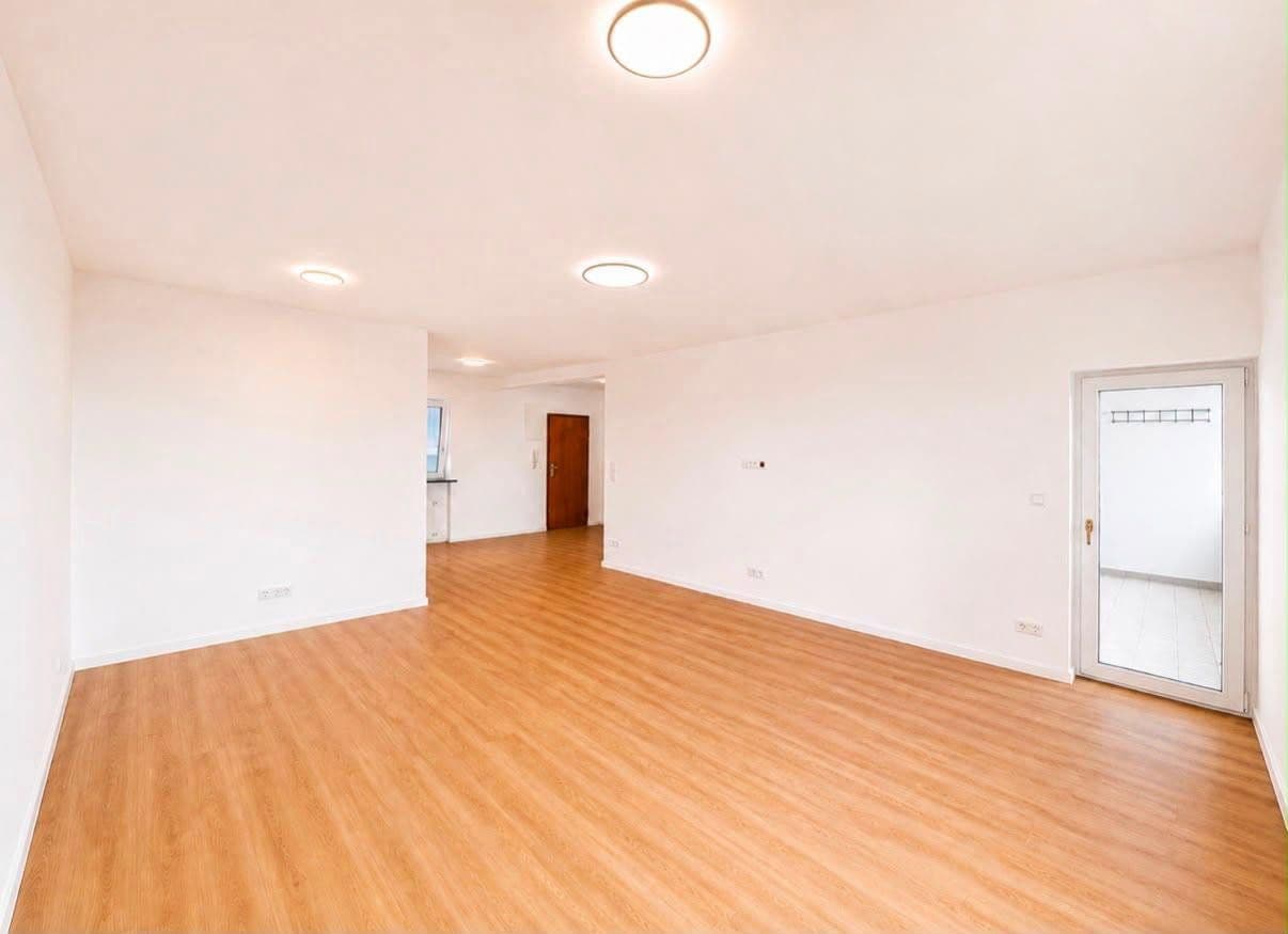 Prodej bytu 2+1 60 m², Inratherstraße 325, Krefeld, Severní Porýní-Vestfálsko Prodej bytu 2+1 60 m², Inratherstraße 325, Krefeld, Severní Porýní-Vestfálsko