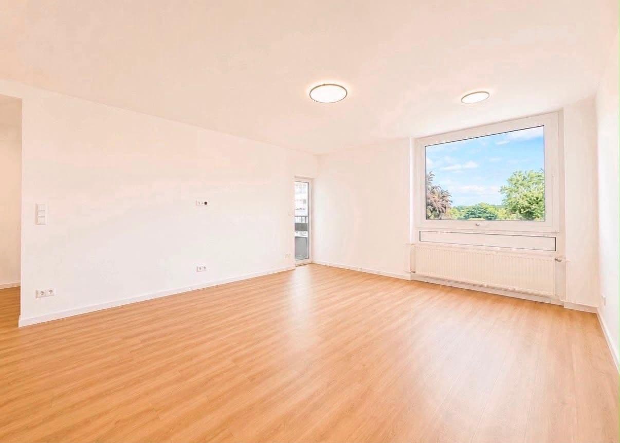 Prodej bytu 2+1 60 m², Inratherstraße 325, Krefeld, Severní Porýní-Vestfálsko Prodej bytu 2+1 60 m², Inratherstraße 325, Krefeld, Severní Porýní-Vestfálsko