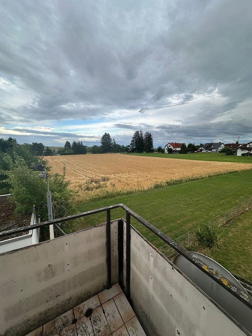 Prodej domu 185 m², pozemek 700 m², Frauenstraße 44, Bernstadt, Bádensko-Württembersko Prodej domu 185 m², pozemek 700 m², Frauenstraße 44, Bernstadt, Bádensko-Württembersko