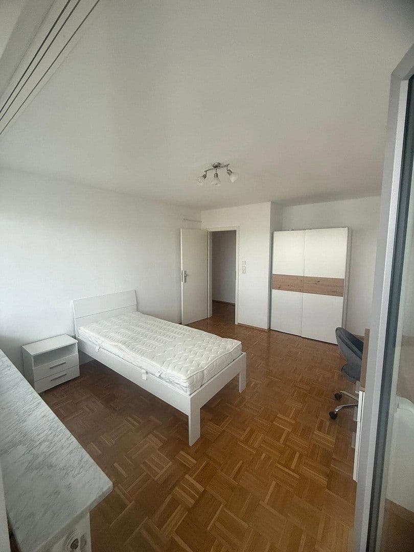 Pronájem bytu 19 m², Karlsruhe, Bádensko-Württembersko Pronájem bytu 19 m², Karlsruhe, Bádensko-Württembersko
