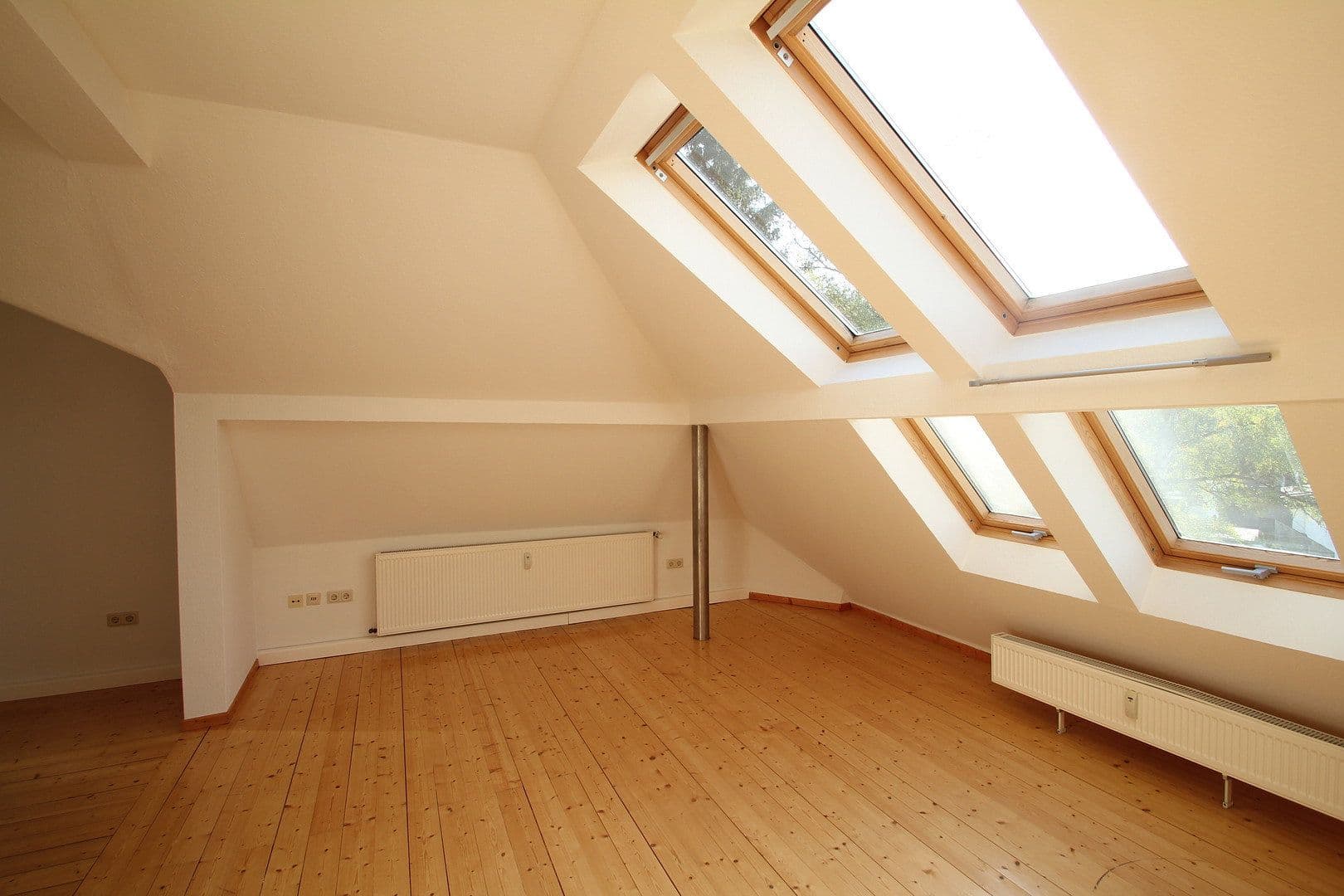 Pronájem bytu 2+1 68 m², Göttingen, Dolní Sasko Pronájem bytu 2+1 68 m², Göttingen, Dolní Sasko