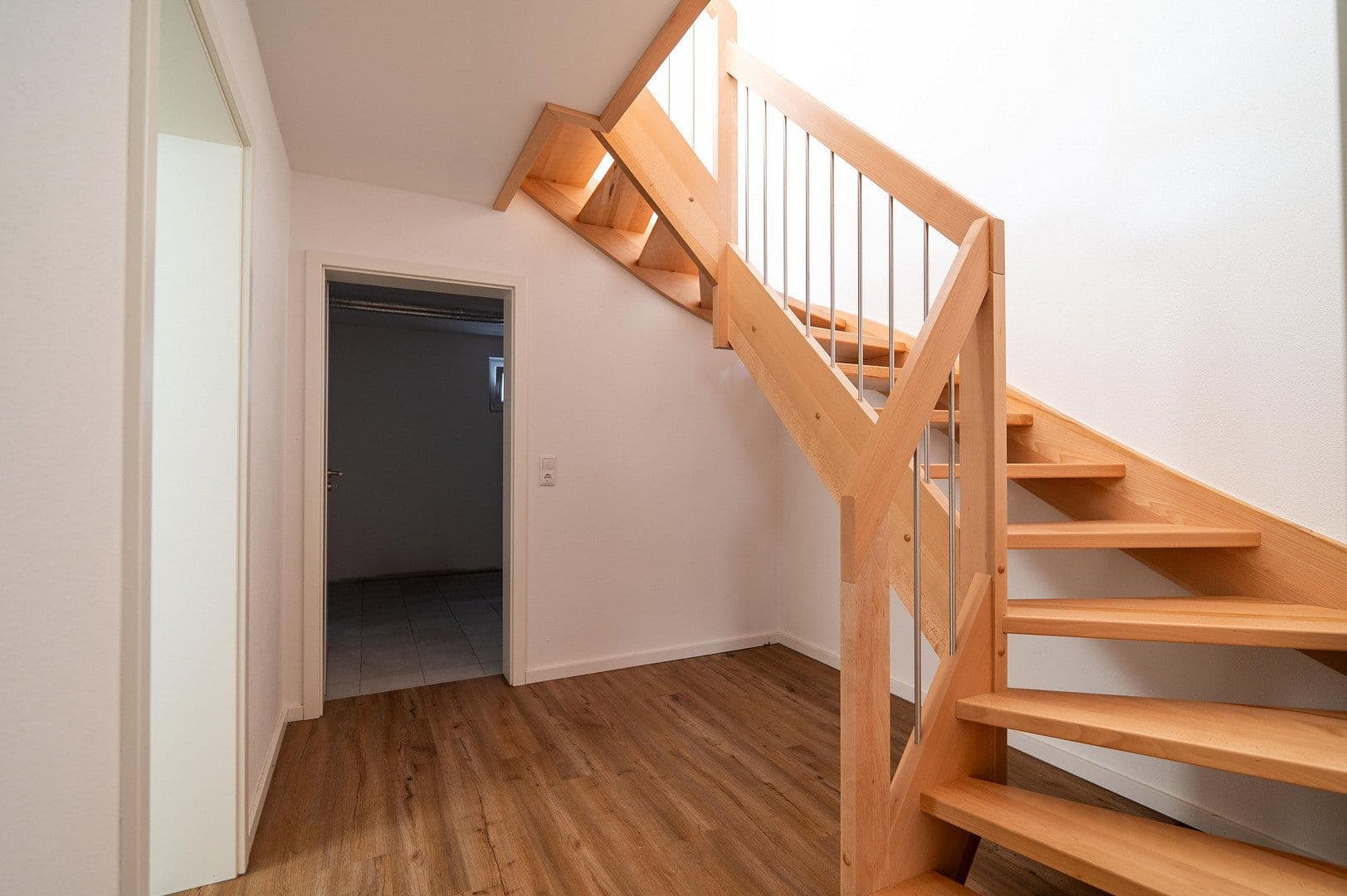 Prodej domu 125 m², pozemek 237 m², Moosburg an der Isar, Bavorsko Prodej domu 125 m², pozemek 237 m², Moosburg an der Isar, Bavorsko
