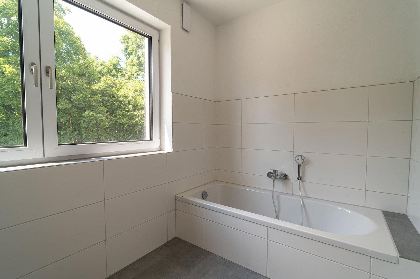 Prodej domu 125 m², pozemek 237 m², Moosburg an der Isar, Bavorsko Prodej domu 125 m², pozemek 237 m², Moosburg an der Isar, Bavorsko