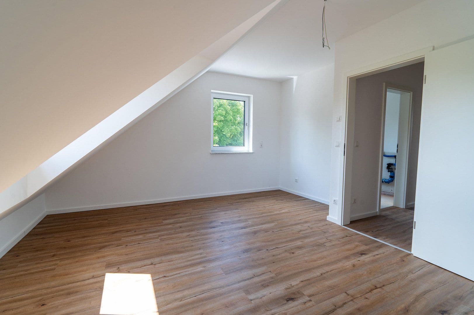 Prodej domu 125 m², pozemek 237 m², Moosburg an der Isar, Bavorsko Prodej domu 125 m², pozemek 237 m², Moosburg an der Isar, Bavorsko