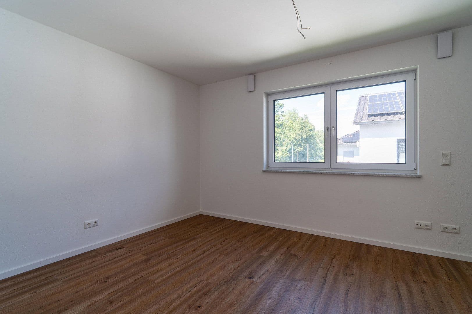 Prodej domu 125 m², pozemek 237 m², Moosburg an der Isar, Bavorsko Prodej domu 125 m², pozemek 237 m², Moosburg an der Isar, Bavorsko