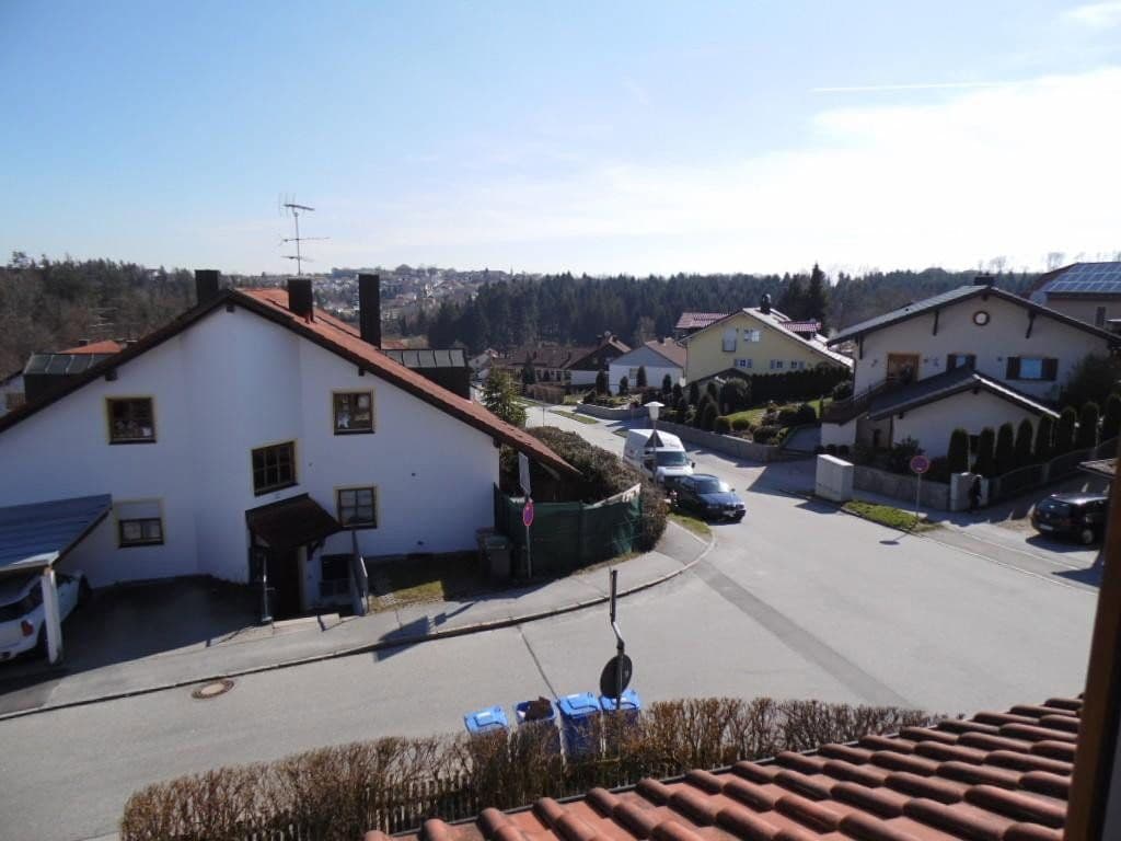 Prodej domu 156 m², pozemek 304 m², Straßkirchen, Bavorsko Prodej domu 156 m², pozemek 304 m², Straßkirchen, Bavorsko
