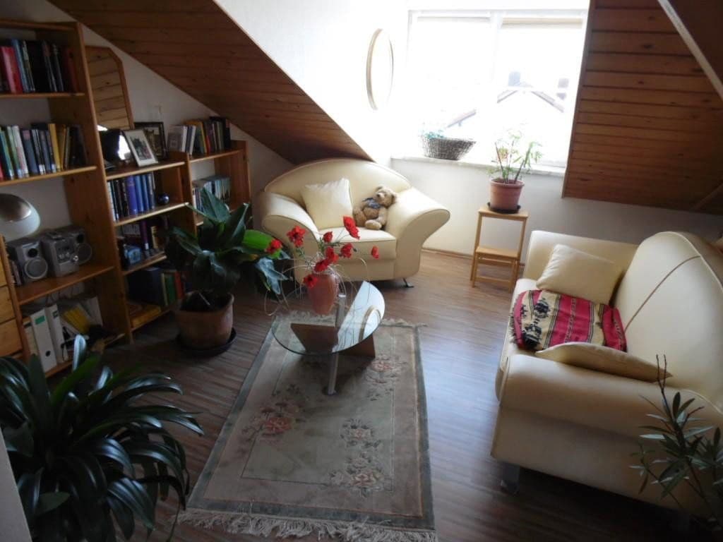 Prodej domu 156 m², pozemek 304 m², Straßkirchen, Bavorsko Prodej domu 156 m², pozemek 304 m², Straßkirchen, Bavorsko