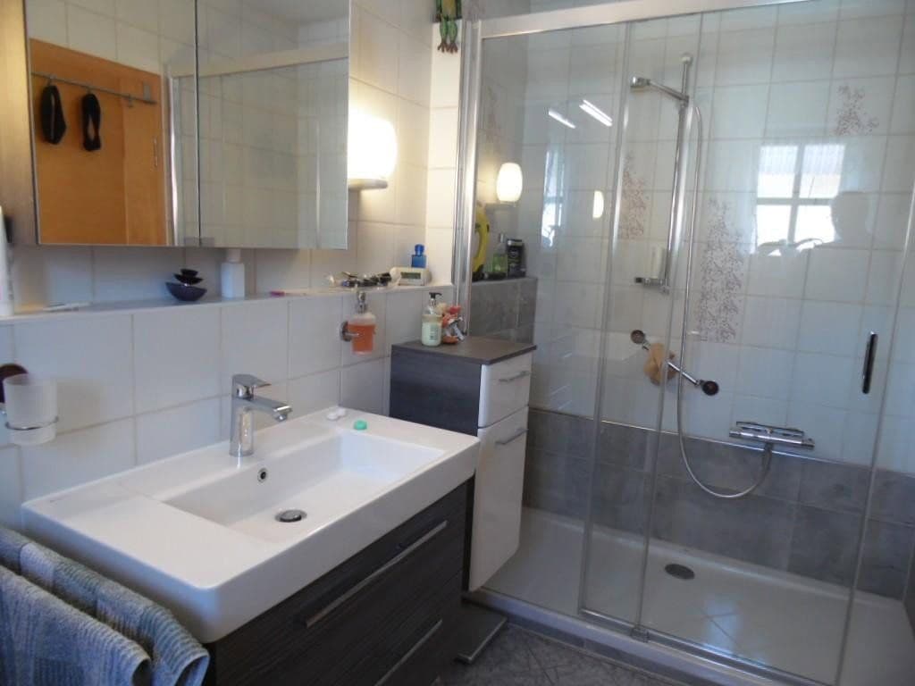 Prodej domu 156 m², pozemek 304 m², Straßkirchen, Bavorsko Prodej domu 156 m², pozemek 304 m², Straßkirchen, Bavorsko